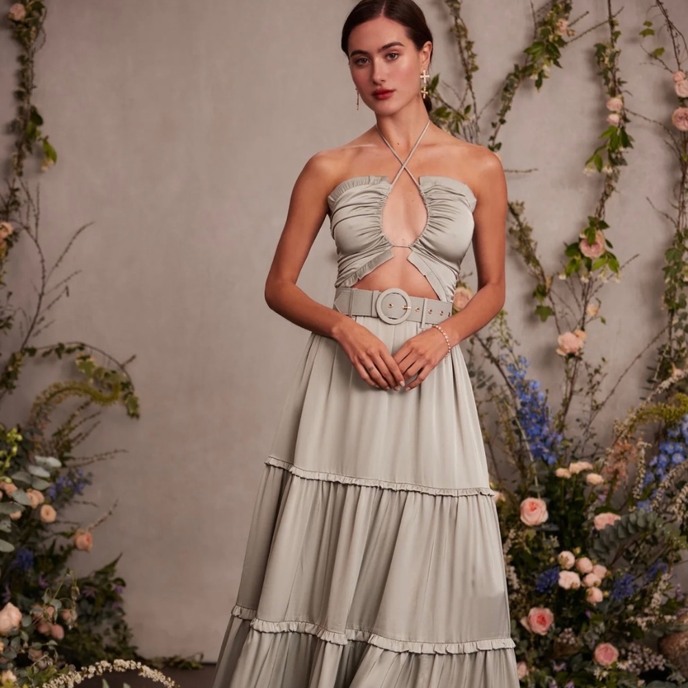 V Chapman dress